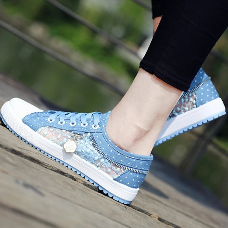 Women's Hollow Denim Mesh Shoes Woman Flat Casual Shoes Breathable Cloth Shoes Student Кроссовки Женские Scarpe Donna